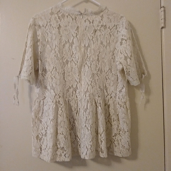 Cream Lace Peplum Cold Shoulder Blouse, Size: Medium. - Picture 2 of 9